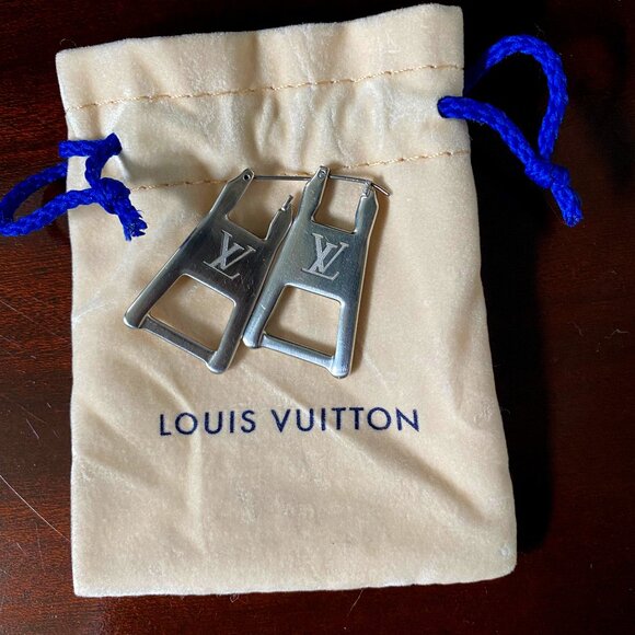 Authentic Louis Vuitton Silver Zipper Earrings - Picture 1 of 3